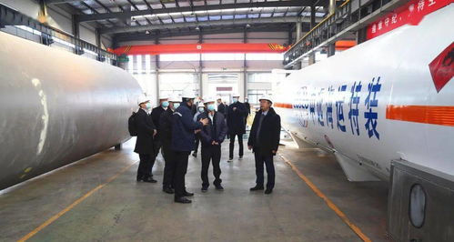 走工地 看工廠 進(jìn)公司,中遠(yuǎn)海運集團(tuán)董事 總經(jīng)理 黨組副書記付剛峰調(diào)研青島中遠(yuǎn)海運所屬連云港地區(qū)企業(yè)